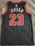 NBA 23 Jordan Bulls Maillot noir avec stripe AJ logo